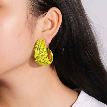raffia earrings | C-shape